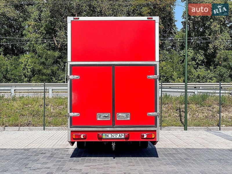 Дом на колесах Renault Master 2006 в Ровно