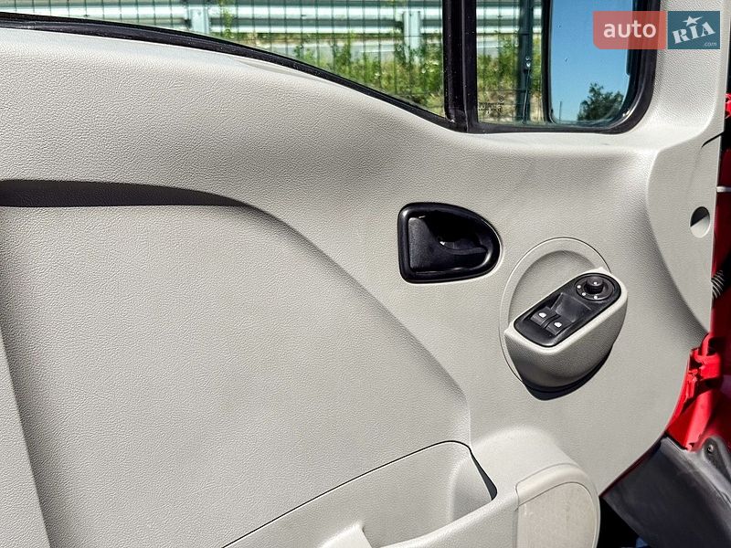 Дом на колесах Renault Master 2006 в Ровно