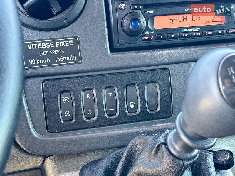 Дом на колесах Renault Master 2006 в Ровно