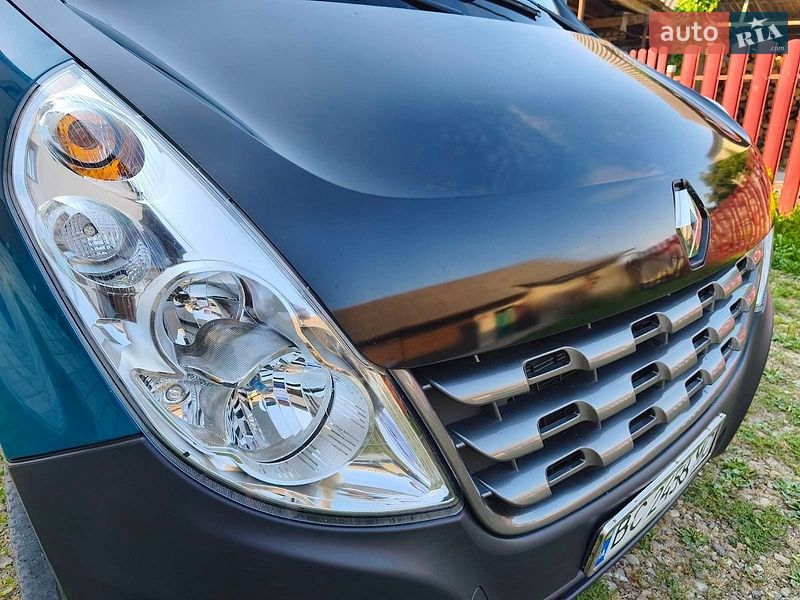 Мінівен Renault Master 2011 в Трускавці