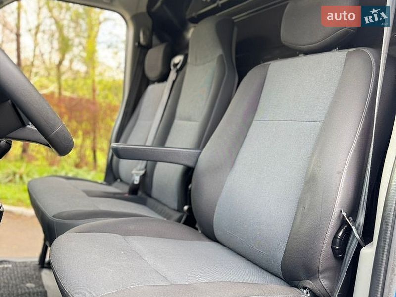 Вантажний фургон Renault Master 2021 в Трускавці