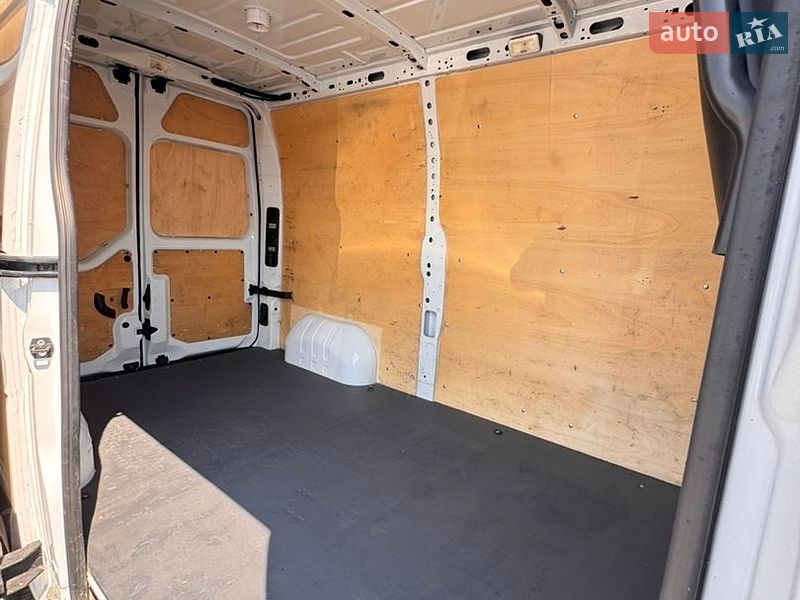 Грузовой фургон Renault Master 2021 в Киеве фото 33 Грузовой фургон Renault Master 2021 в Киеве