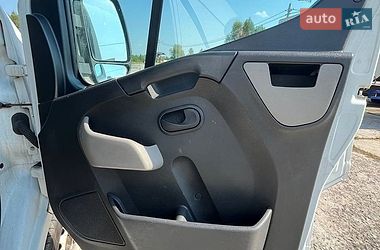 Вантажний фургон Renault Master 2014 в Львові