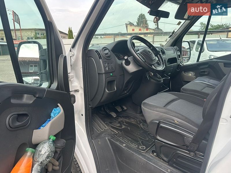 Автовоз Renault Master 2018 в Сокалі