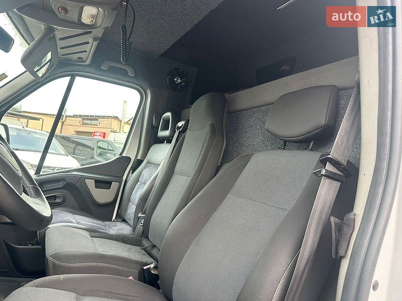 Автовоз Renault Master 2018 в Сокалі