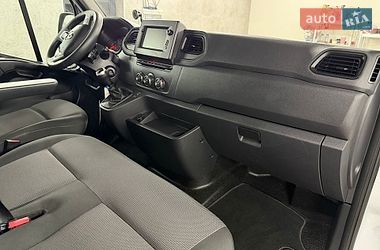 Микроавтобус грузовой (до 3,5т) Renault Master 2022 в Полтаве