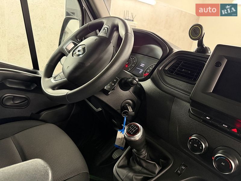 Микроавтобус грузовой (до 3,5т) Renault Master 2022 в Полтаве