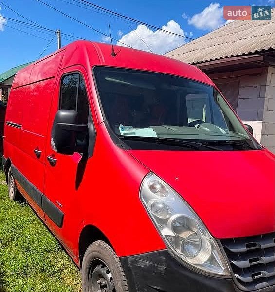 Вантажний фургон Renault Master 2011 в Тростянці