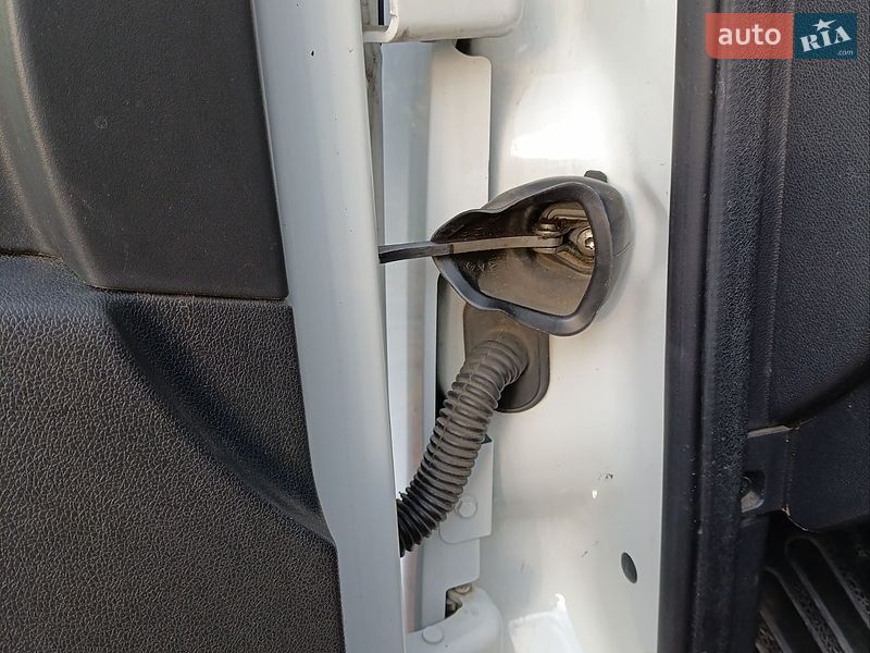 Грузовой фургон Renault Master 2011 в Могилев-Подольске