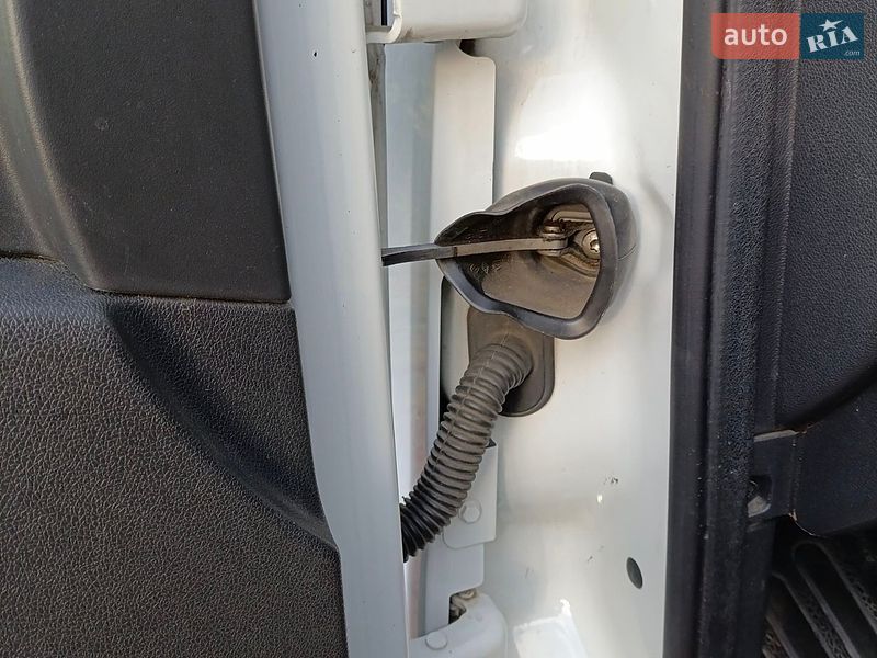 Грузовой фургон Renault Master 2011 в Могилев-Подольске