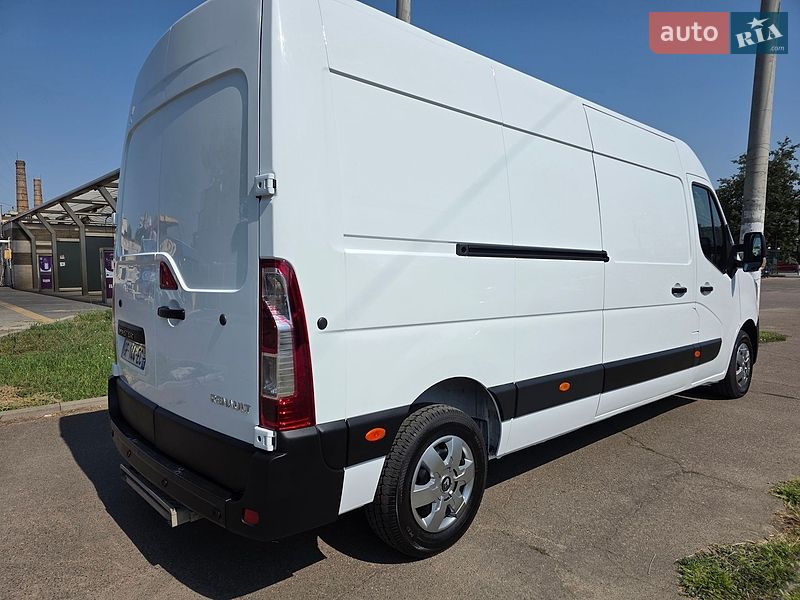 Грузовой фургон Renault Master 2022 в Одессе