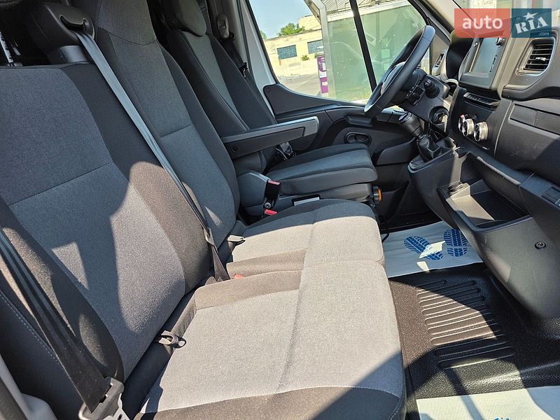 Грузовой фургон Renault Master 2022 в Одессе