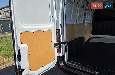 Грузовой фургон Renault Master 2022 в Одессе
