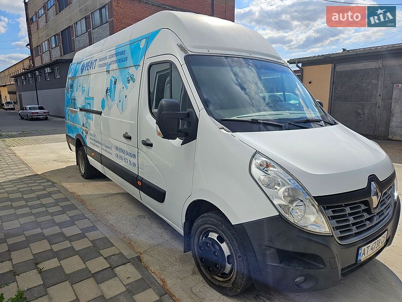 Грузовой фургон Renault Master 2017 в Ивано-Франковске
