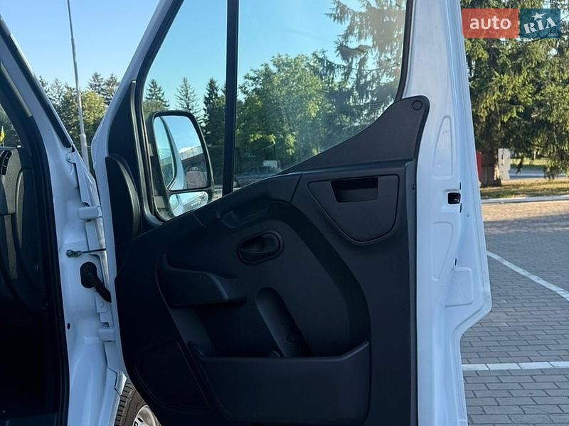 Грузовой фургон Renault Master 2019 в Луцке