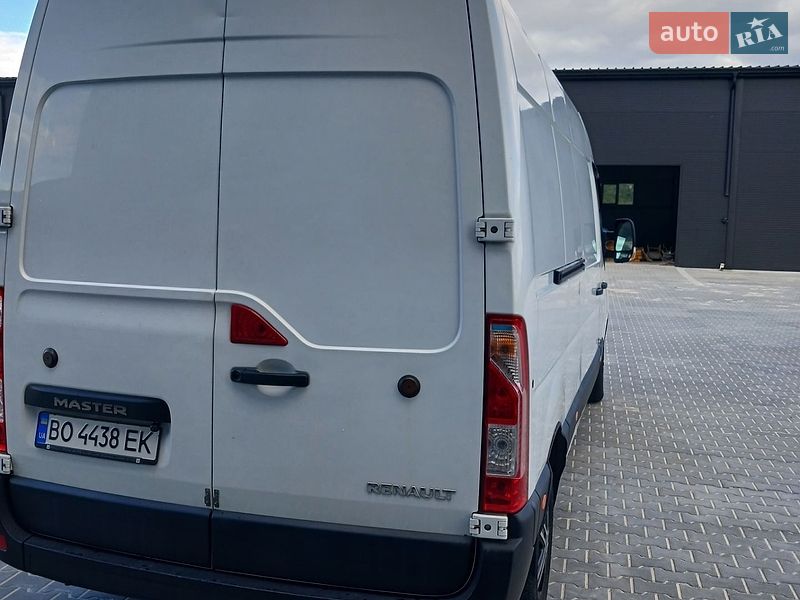 Грузовой фургон Renault Master 2013 в Теребовле