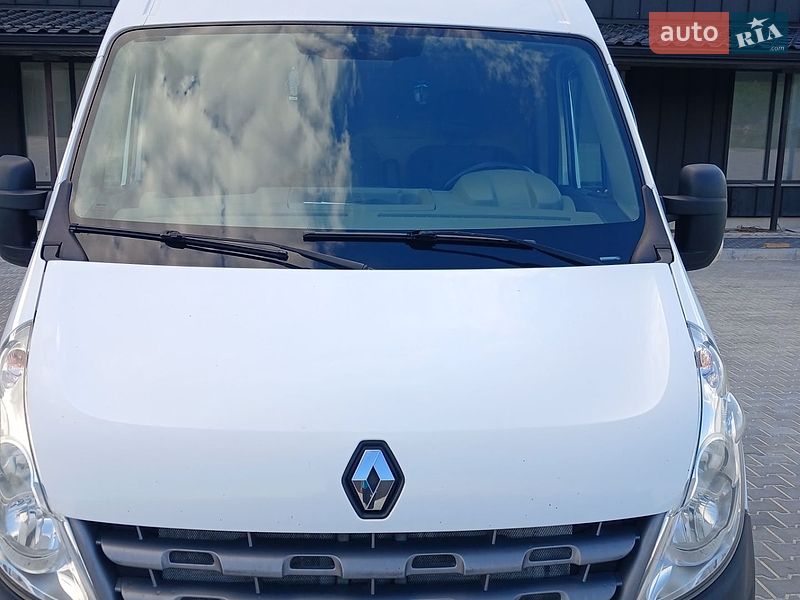 Грузовой фургон Renault Master 2013 в Теребовле