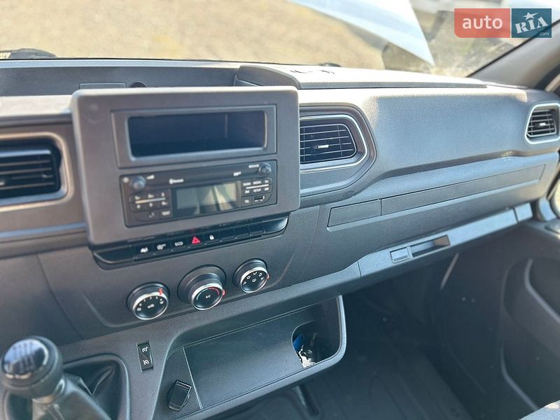 Тентованый Renault Master 2023 в Хусте