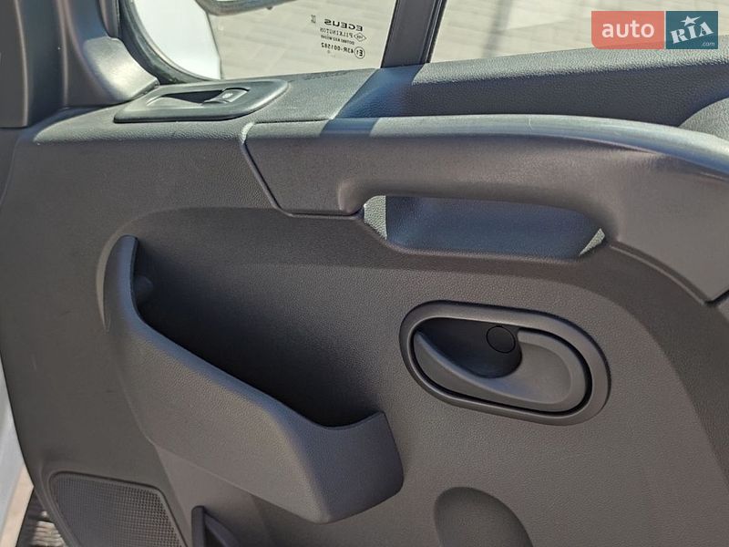 Мінівен Renault Master 2020 в Дніпрі