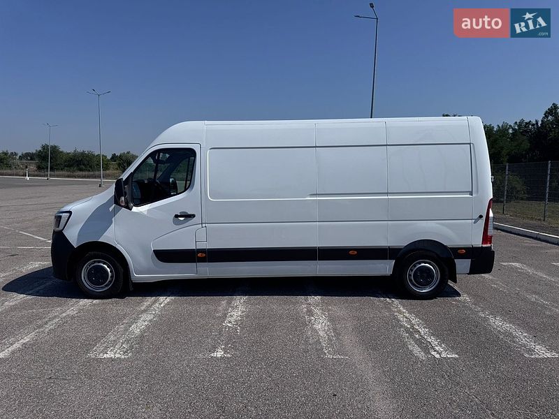 Вантажний фургон Renault Master 2022 в Дніпрі