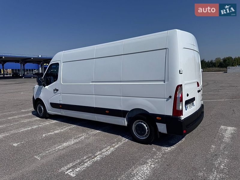 Вантажний фургон Renault Master 2022 в Дніпрі