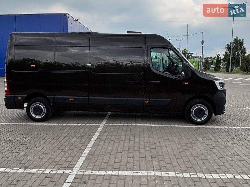 Вантажний фургон Renault Master 2020 в Дубні