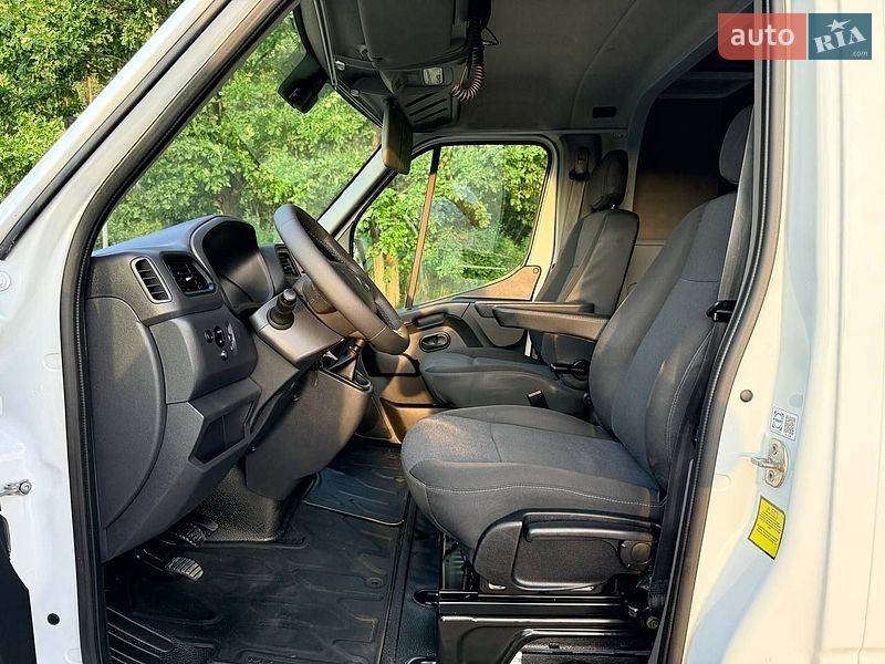 Тентованый Renault Master 2022 в Киеве