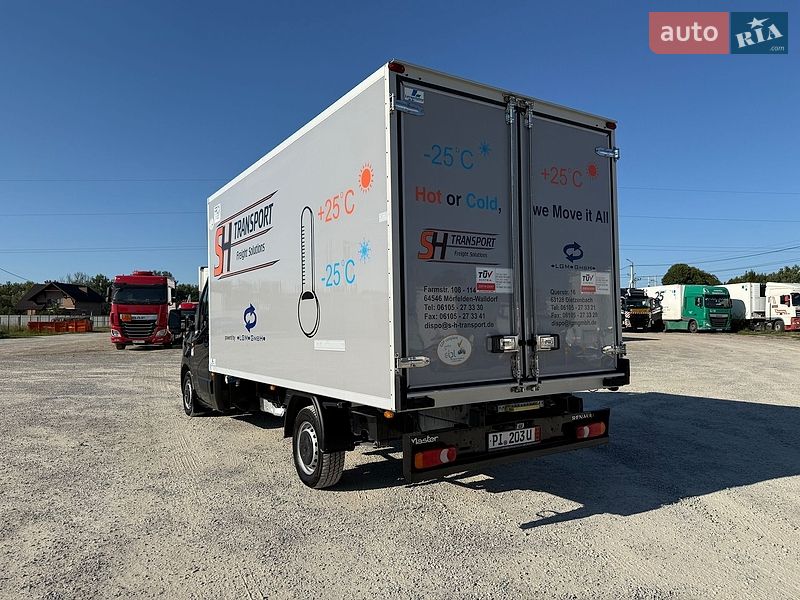 Вантажний фургон Renault Master 2021 в Львові