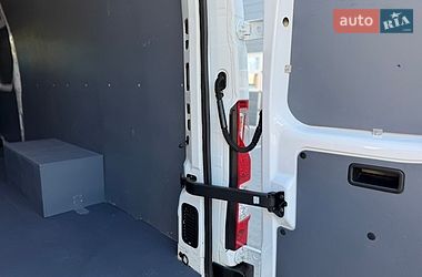 Грузовой фургон Renault Master 2018 в Дубно