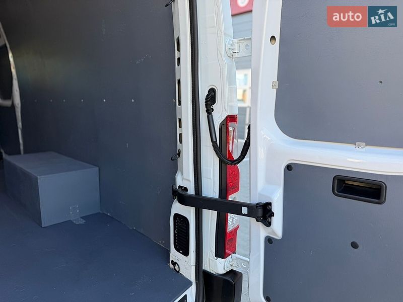 Грузовой фургон Renault Master 2018 в Дубно