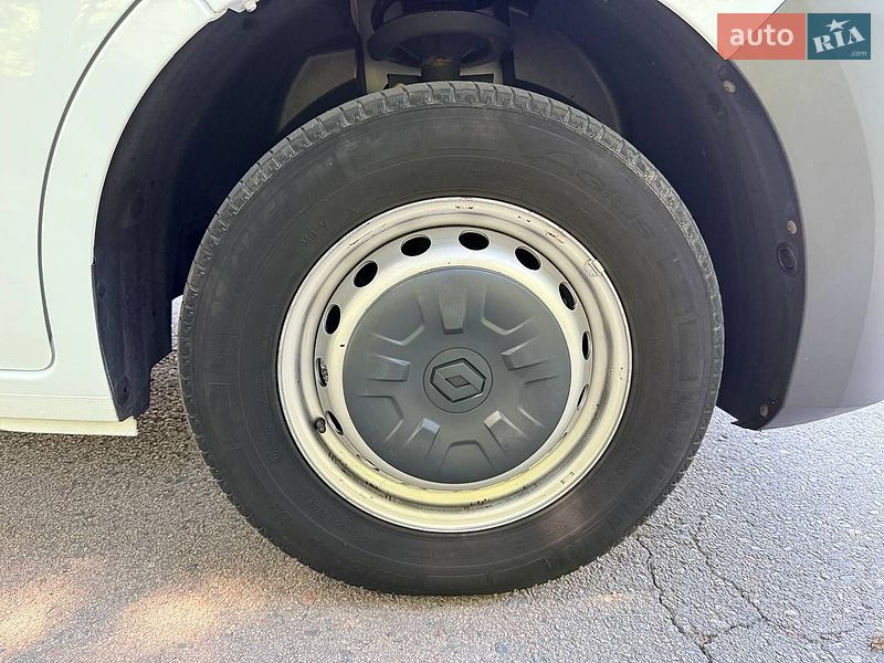 Тентованый Renault Master 2022 в Киеве