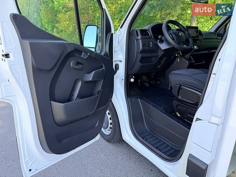 Тентованый Renault Master 2022 в Киеве