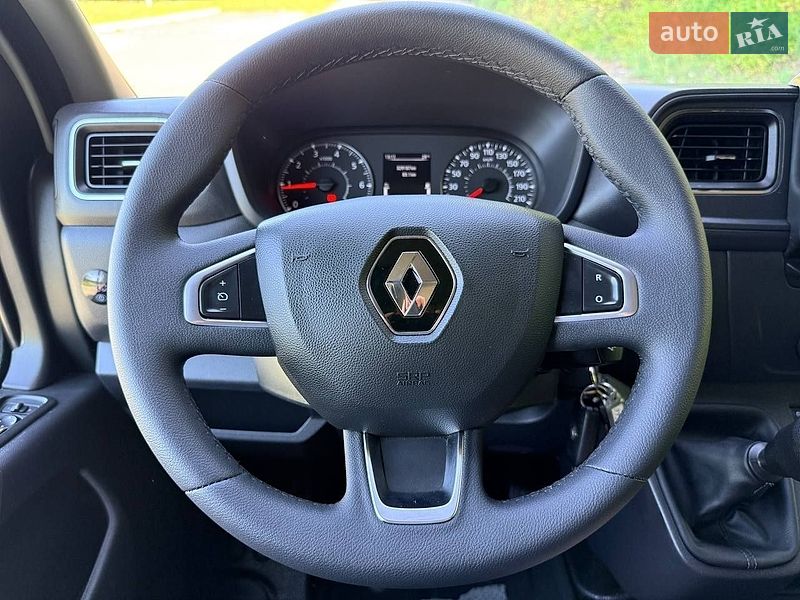 Тентованый Renault Master 2022 в Киеве