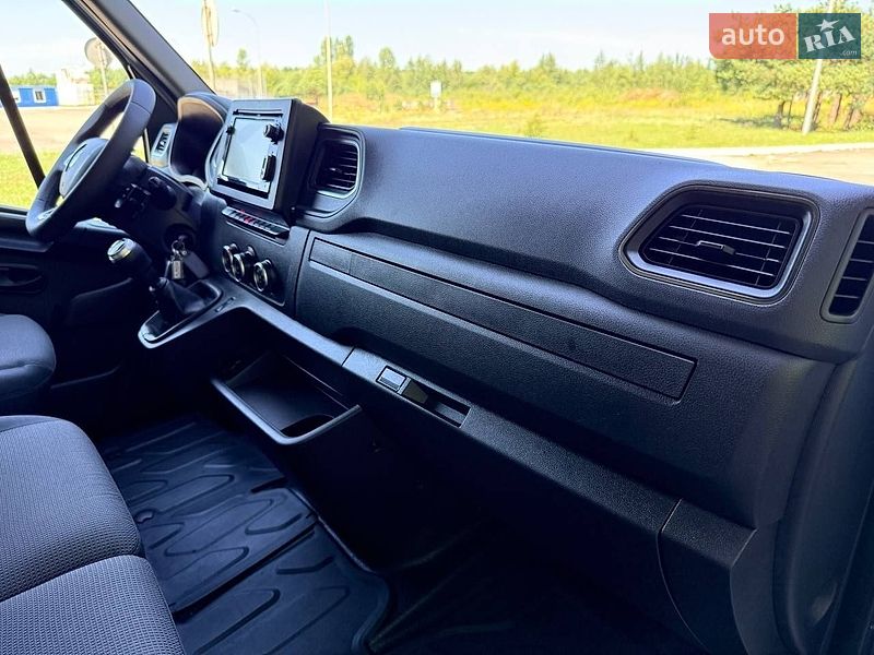 Тентованый Renault Master 2022 в Киеве