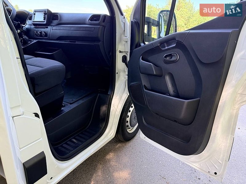 Тентованый Renault Master 2022 в Киеве