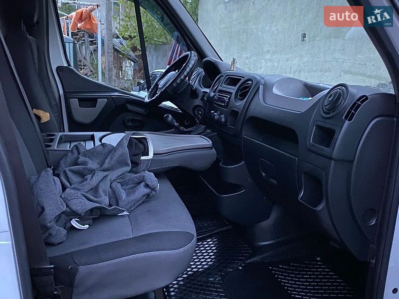 Інші вантажівки Renault Master 2013 в Києві