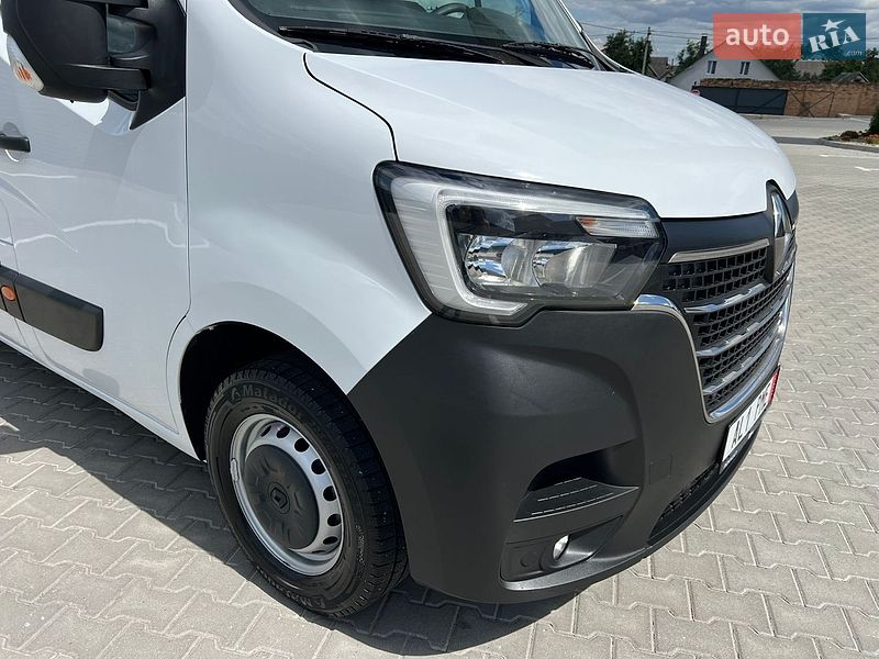 Мікроавтобус вантажний (до 3,5т) Renault Master 2022 в Дубні