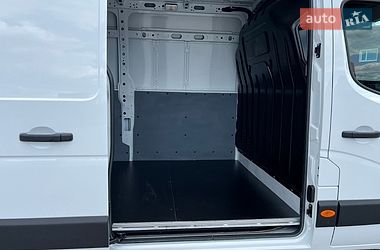 Мікроавтобус вантажний (до 3,5т) Renault Master 2022 в Дубні