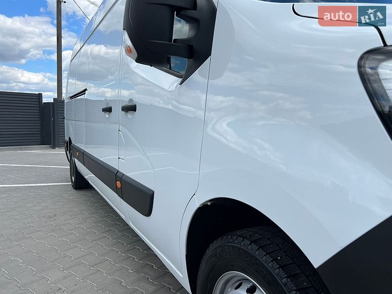 Мікроавтобус вантажний (до 3,5т) Renault Master 2022 в Дубні