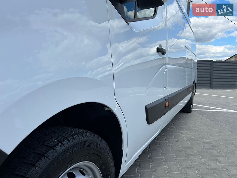 Мікроавтобус вантажний (до 3,5т) Renault Master 2022 в Дубні