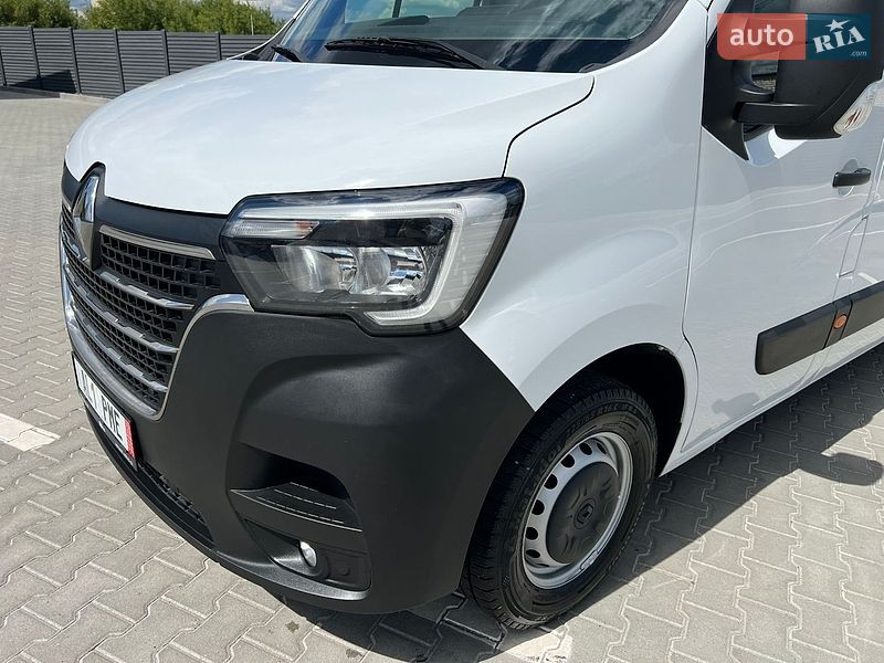 Мікроавтобус вантажний (до 3,5т) Renault Master 2022 в Дубні