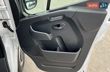 Мікроавтобус вантажний (до 3,5т) Renault Master 2022 в Дубні