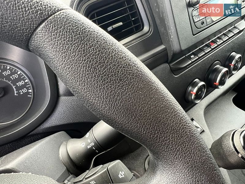 Мікроавтобус вантажний (до 3,5т) Renault Master 2022 в Дубні