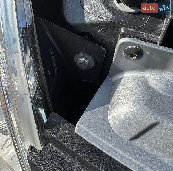 Вантажний фургон Renault Master 2017 в Луцьку