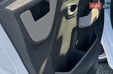 Вантажний фургон Renault Master 2017 в Луцьку