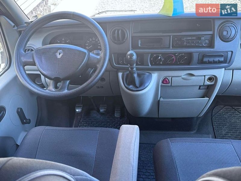 Мінівен Renault Master 2005 в Рожище
