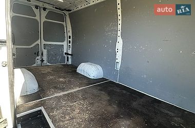 Вантажний фургон Renault Master 2020 в Львові