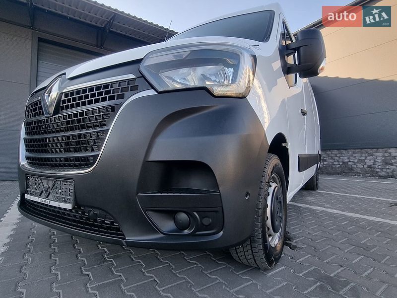 Вантажний фургон Renault Master 2022 в Бердичеві