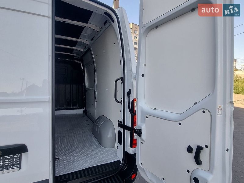 Вантажний фургон Renault Master 2022 в Бердичеві