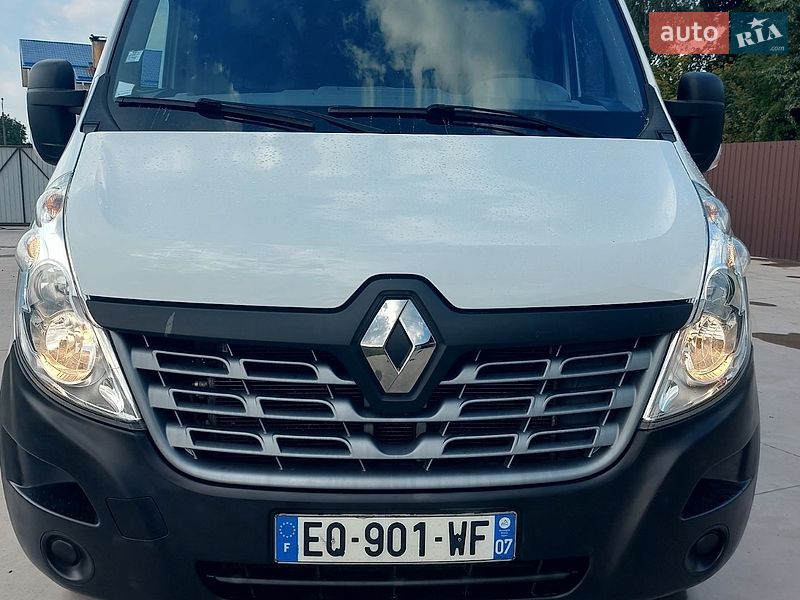 Грузовой фургон Renault Master 2017 в Млинове